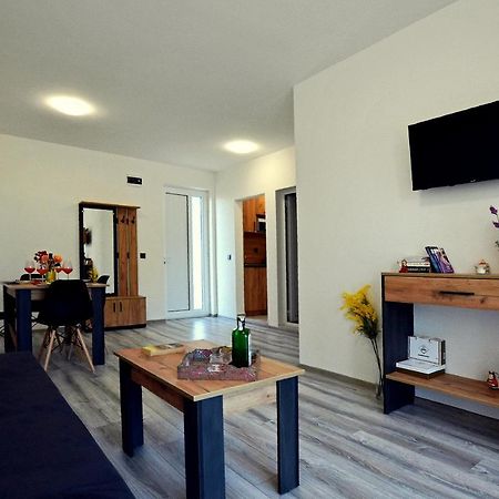 קרנבו Di Mare Holiday Apartments מראה חיצוני תמונה