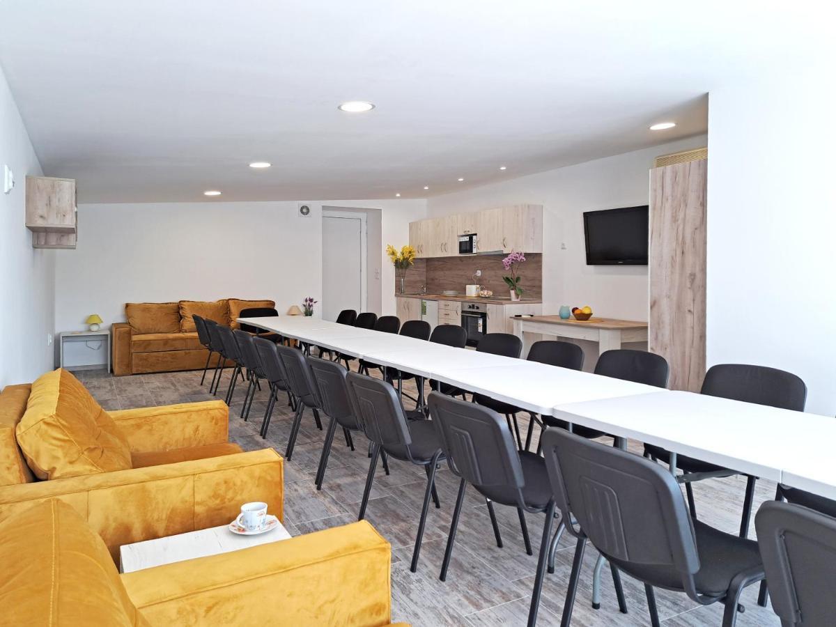 קרנבו Di Mare Holiday Apartments מראה חיצוני תמונה
