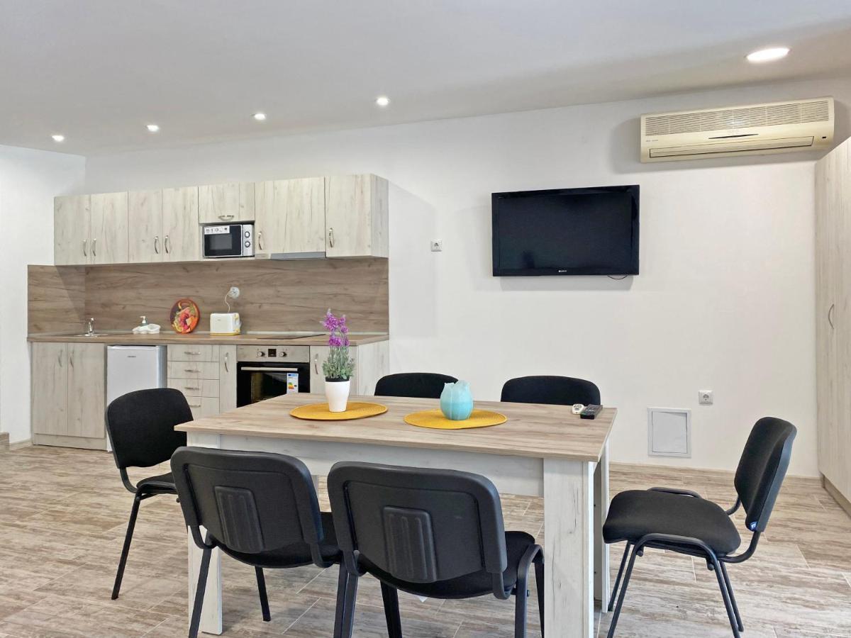 קרנבו Di Mare Holiday Apartments מראה חיצוני תמונה